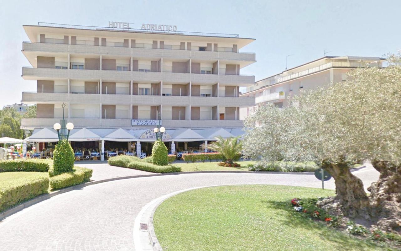 Hotel Adriatico Bibione Eksteriør billede